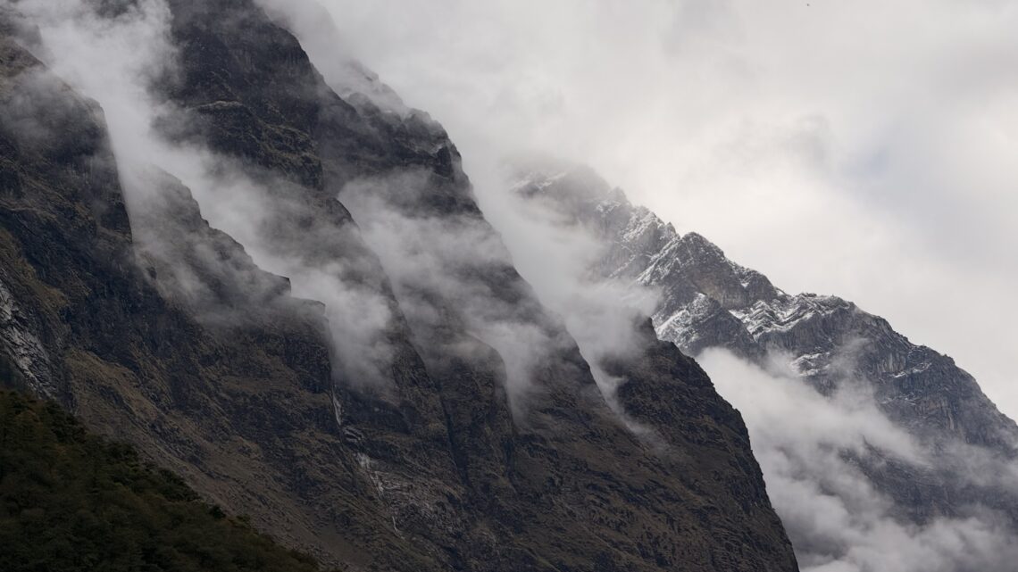 clouds in mountains